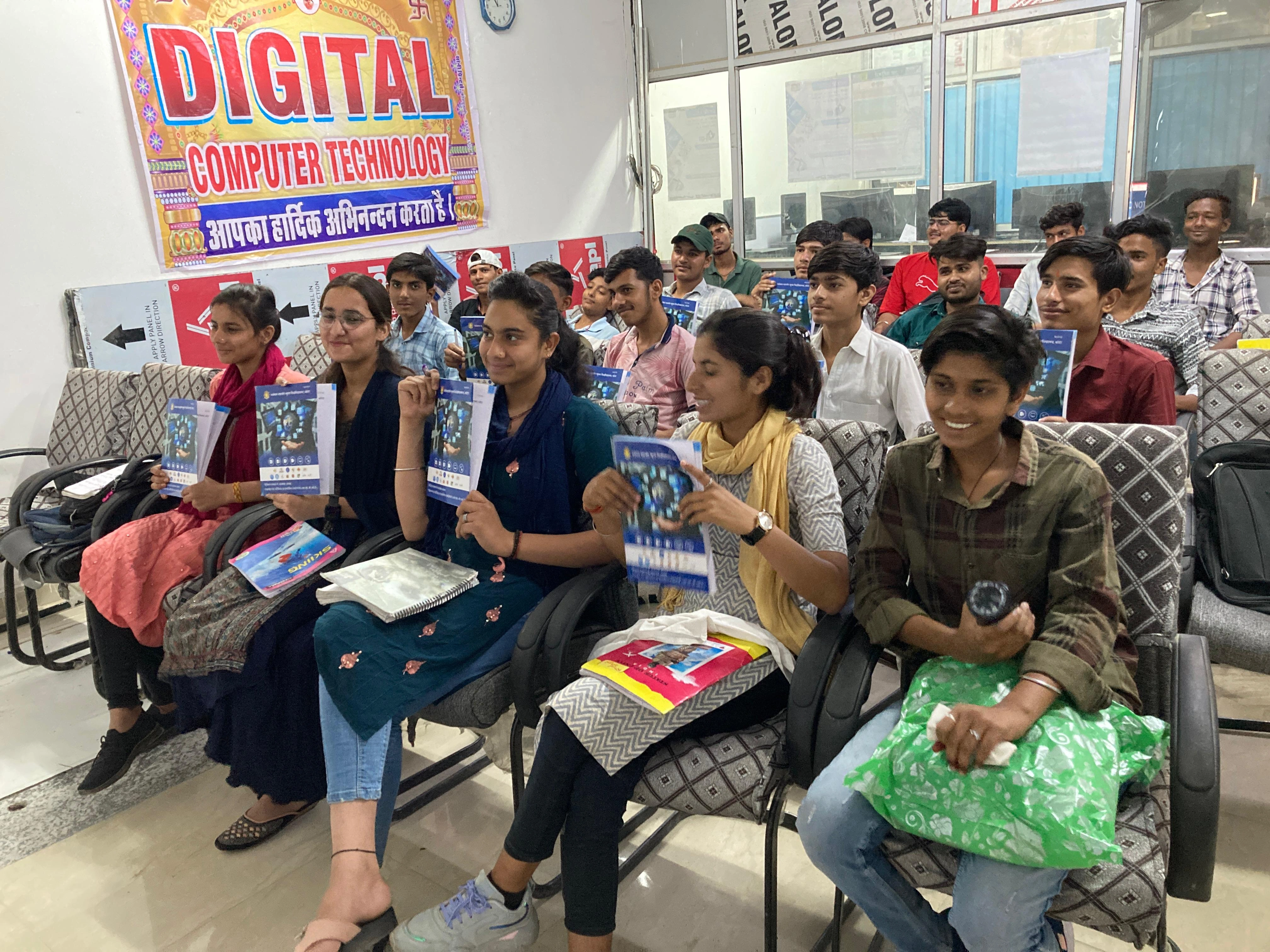 Expert Trainer Conducting IT Training Session at Digital Computer Technology